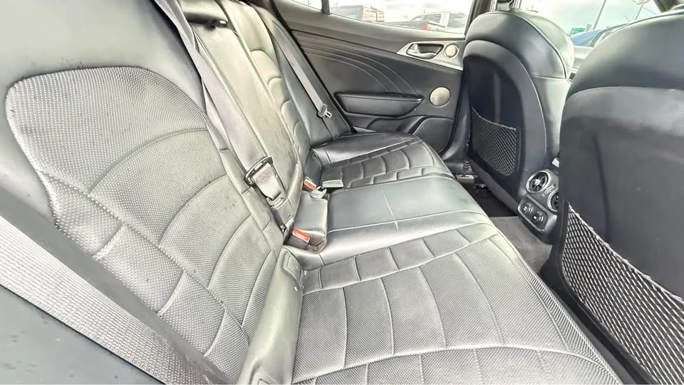 2022 Kia Stinger - Image 5 of 8