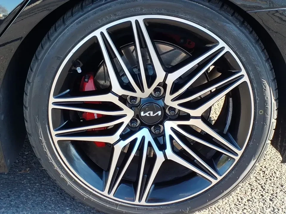 2022 Kia Stinger - Image 6 of 10