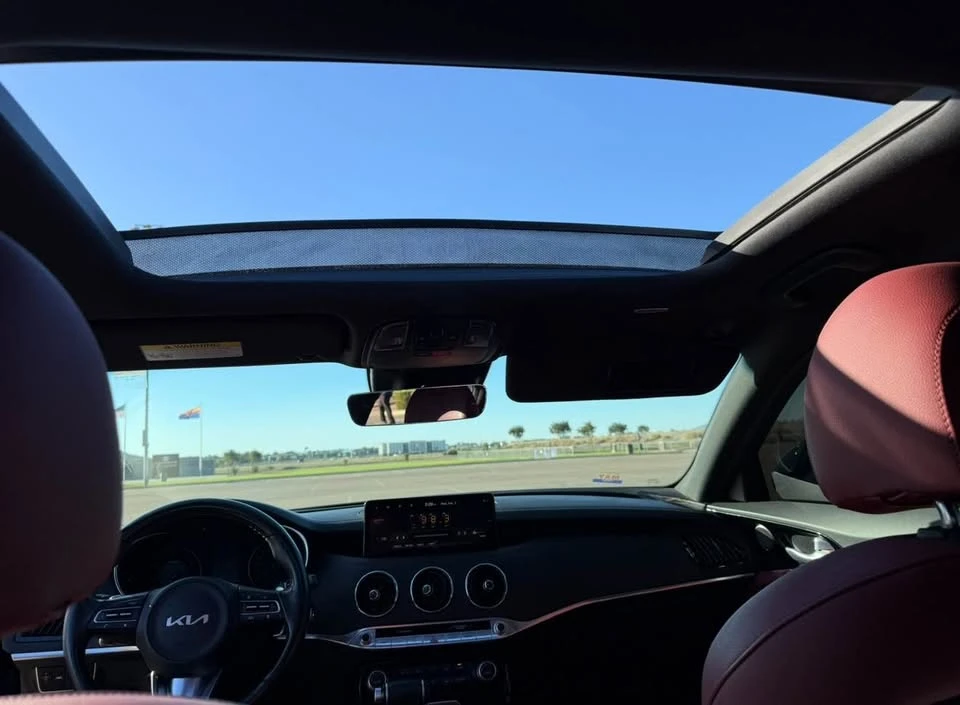 2022 Kia Stinger - Image 11 of 13
