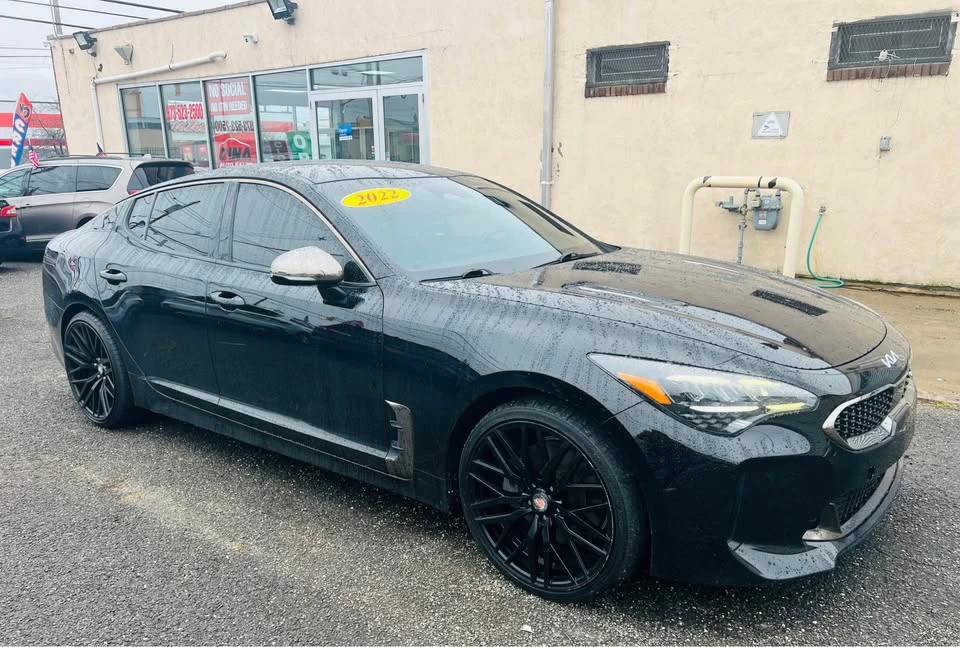2022 Kia Stinger - Image 8 of 20