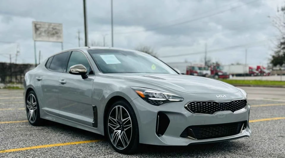 2022 Kia Stinger - Image 3 of 11