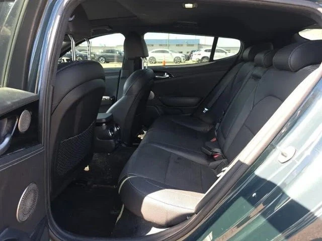 2022 Kia Stinger - Image 10 of 10