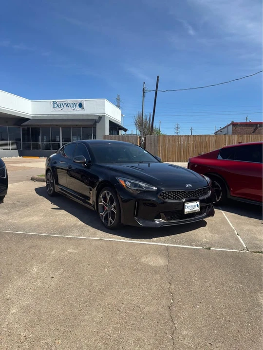 2022 Kia Stinger - Image 2 of 2