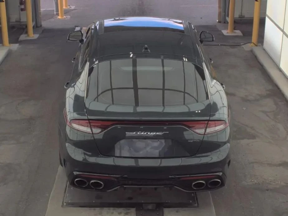 2022 Kia Stinger - Image 4 of 10