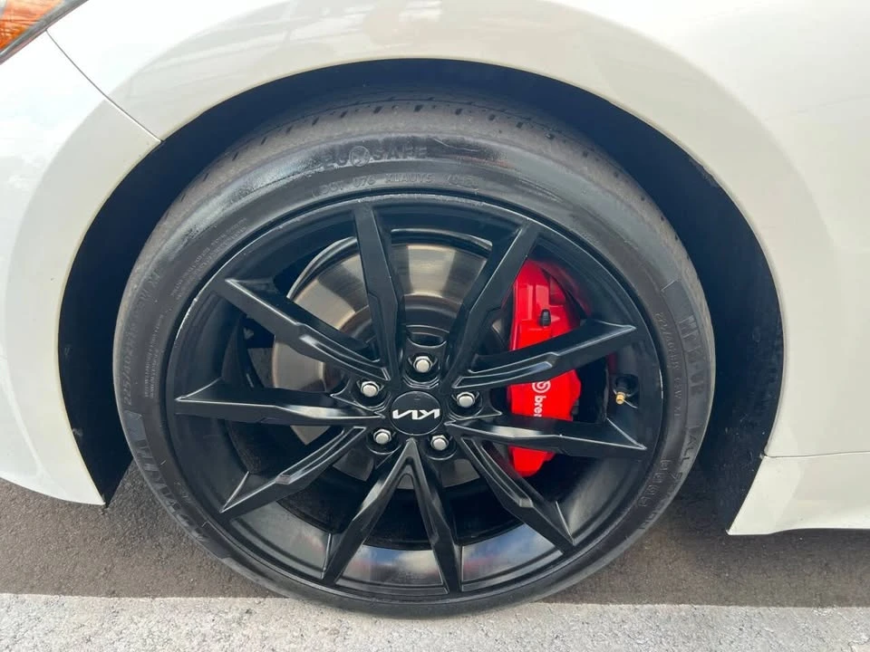 2022 Kia Stinger - Image 18 of 20