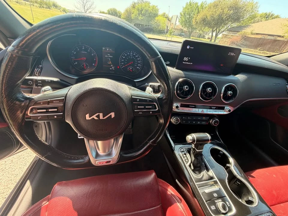 2022 Kia Stinger - Image 6 of 7