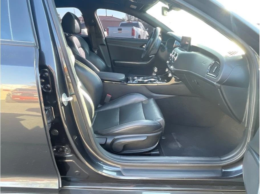 2022 Kia Stinger - Image 19 of 20