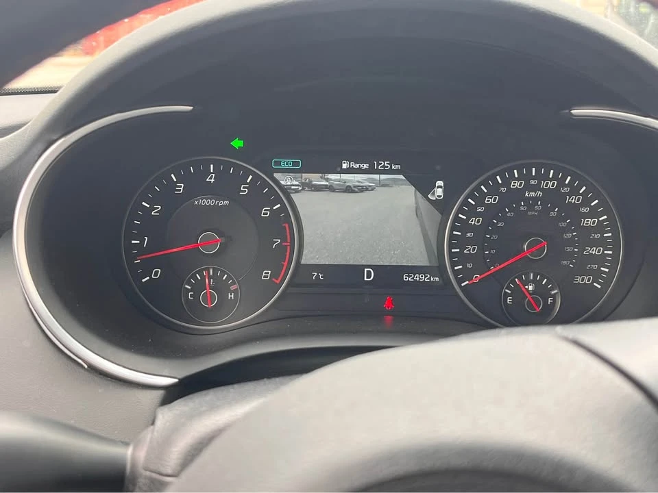 2022 Kia Stinger - Image 9 of 10