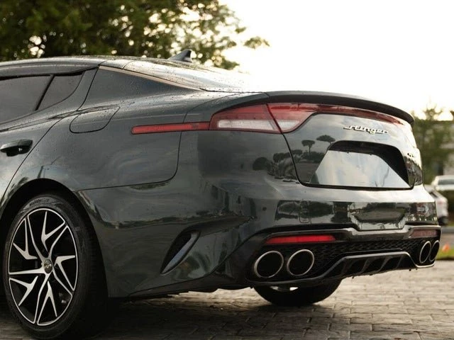 2022 Kia Stinger - Image 14 of 20
