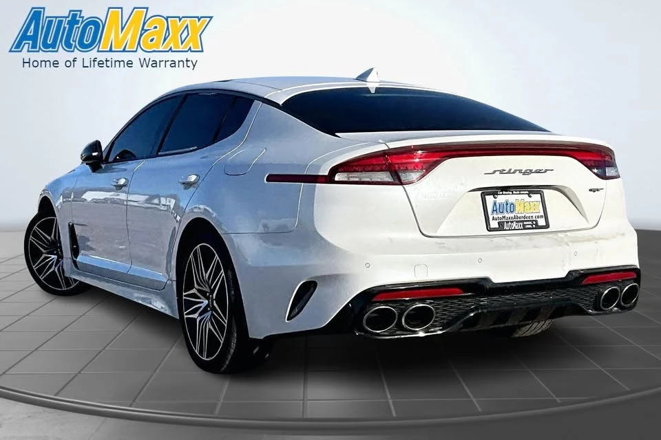 2022 Kia Stinger - Image 2 of 4
