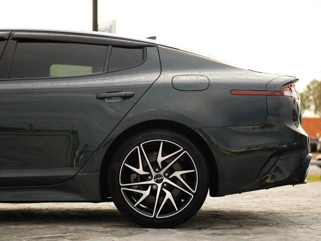 2022 Kia Stinger - Image 12 of 20