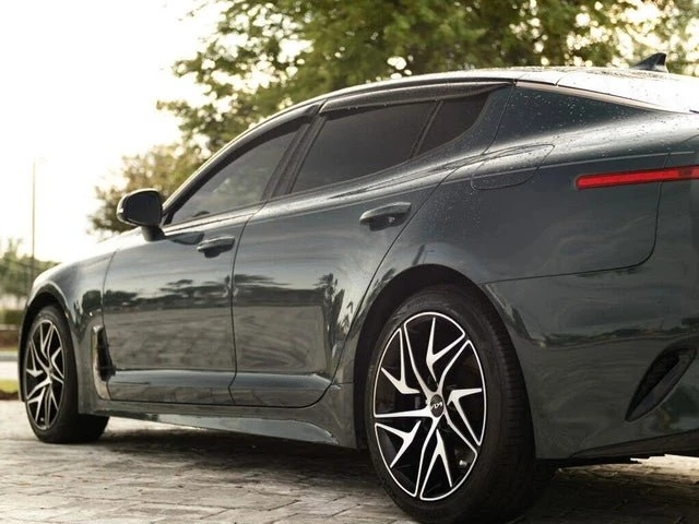 2022 Kia Stinger - Image 11 of 20