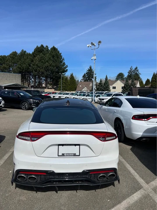 2022 Kia Stinger - Image 4 of 7