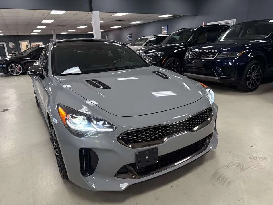 2022 Kia Stinger - Image 8 of 20