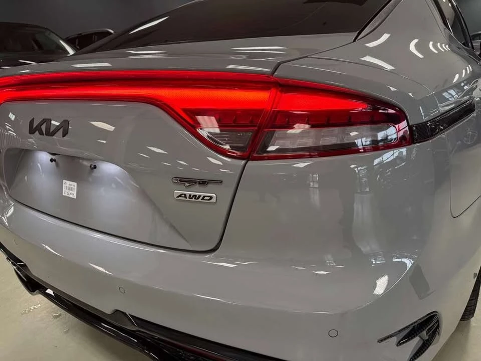 2022 Kia Stinger - Image 14 of 20