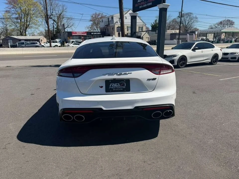 2022 Kia Stinger - Image 4 of 19