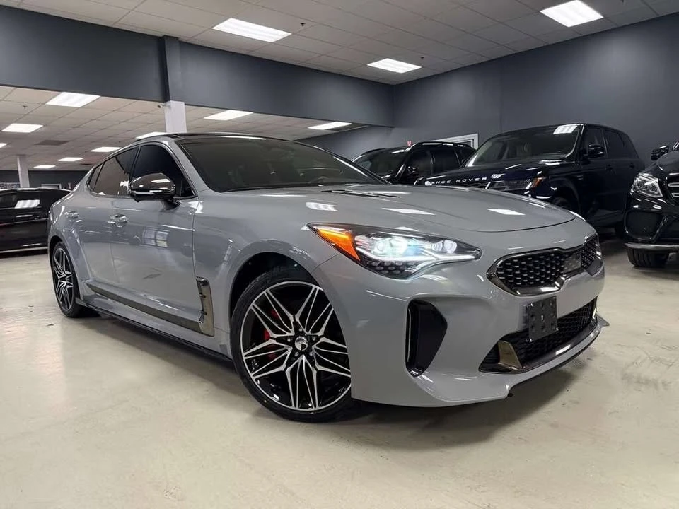 2022 Kia Stinger - Image 11 of 20
