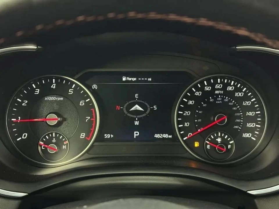 2022 Kia Stinger - Image 10 of 20