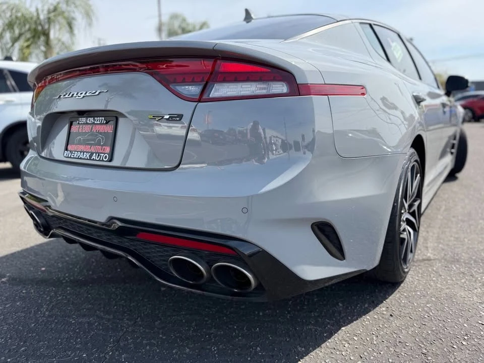 2022 Kia Stinger - Image 16 of 20