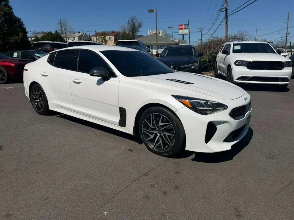 2022 Kia Stinger - Image 7 of 19
