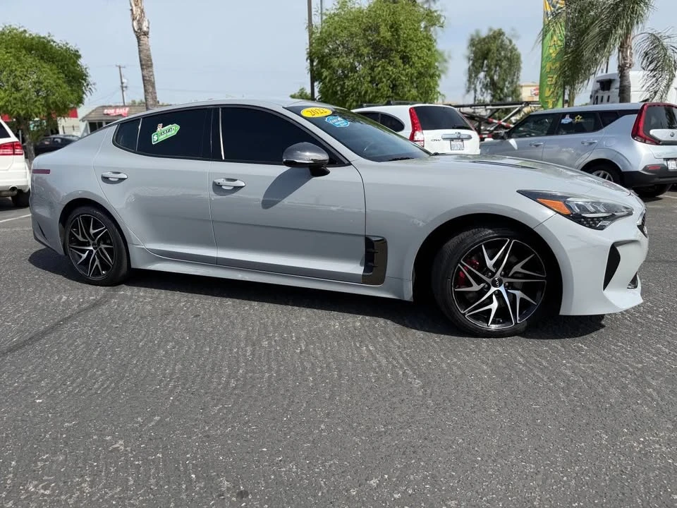 2022 Kia Stinger - Image 8 of 20
