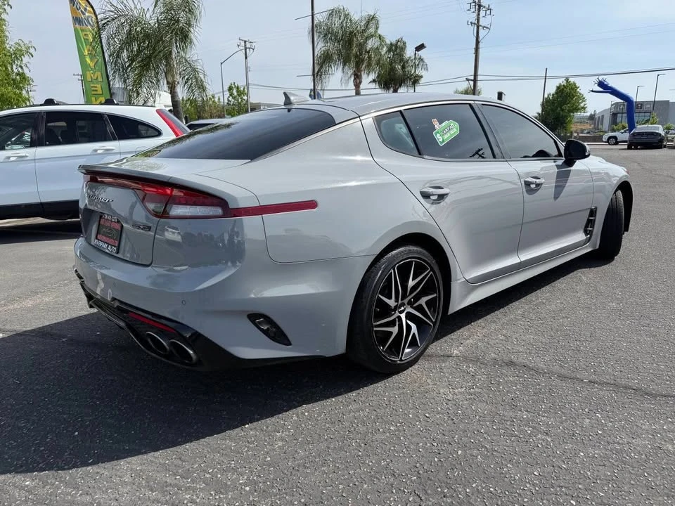 2022 Kia Stinger - Image 10 of 20