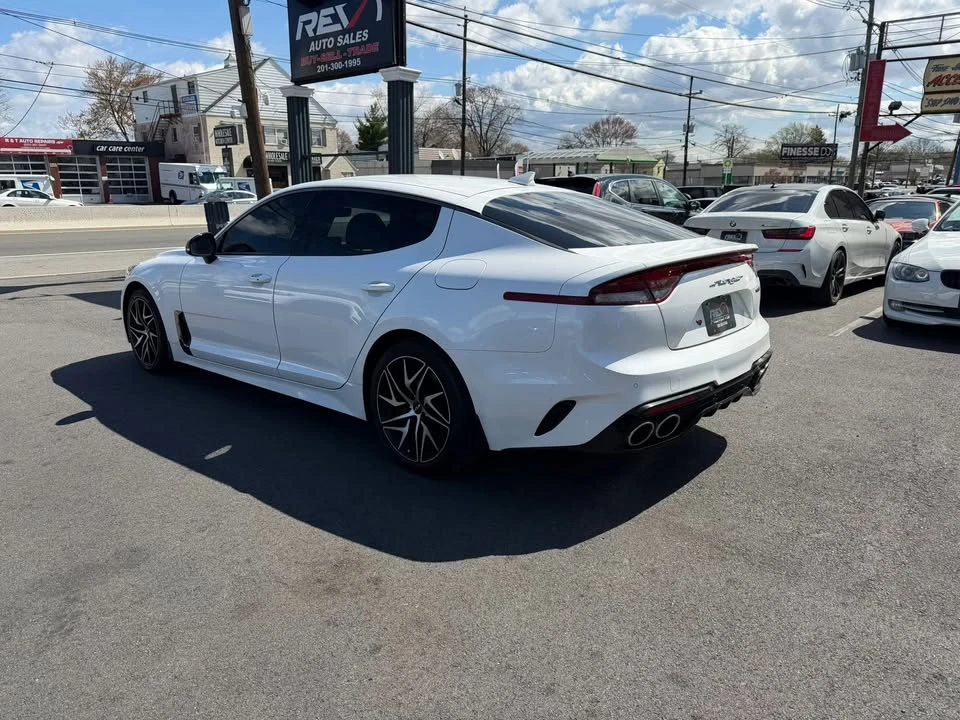 2022 Kia Stinger - Image 3 of 20