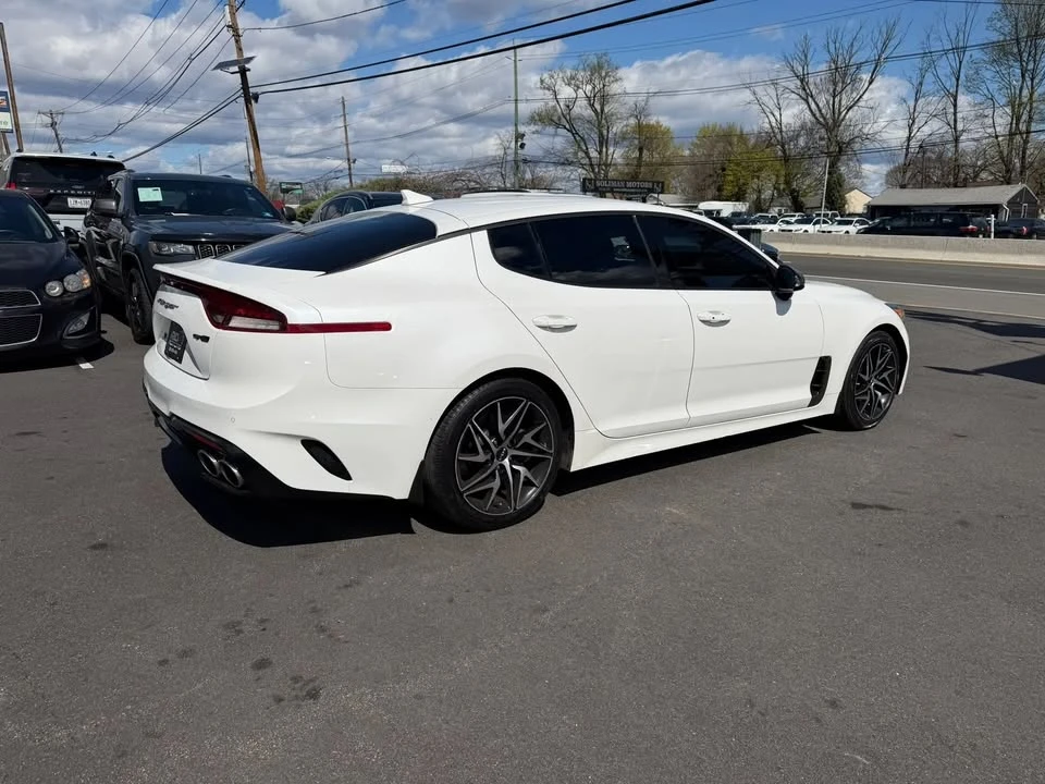 2022 Kia Stinger - Image 5 of 20
