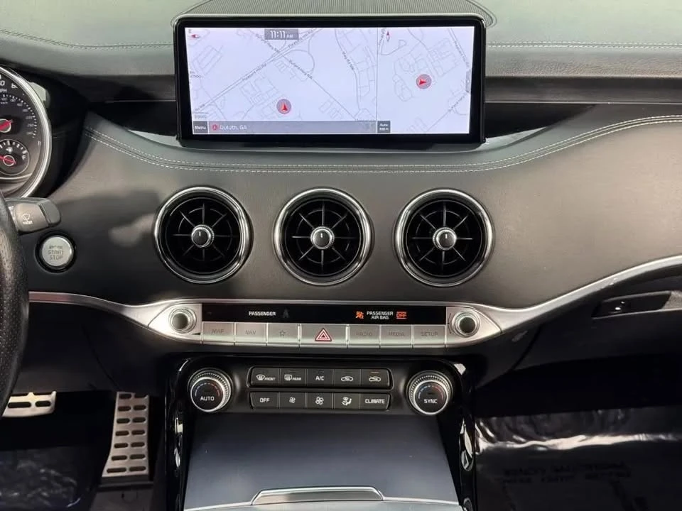 2022 Kia Stinger - Image 13 of 20