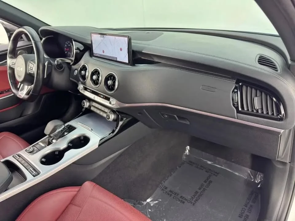 2022 Kia Stinger - Image 6 of 20