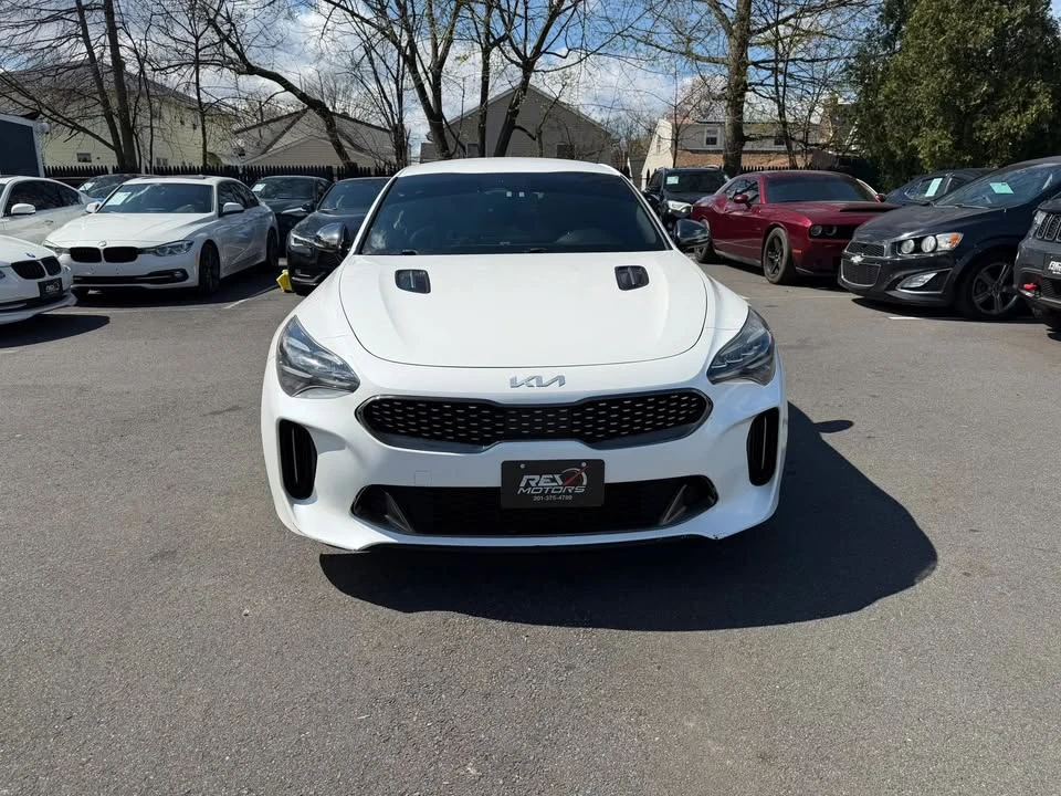 2022 Kia Stinger - Image 8 of 20
