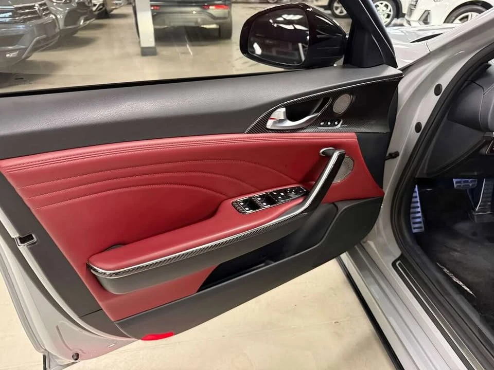 2022 Kia Stinger - Image 19 of 20