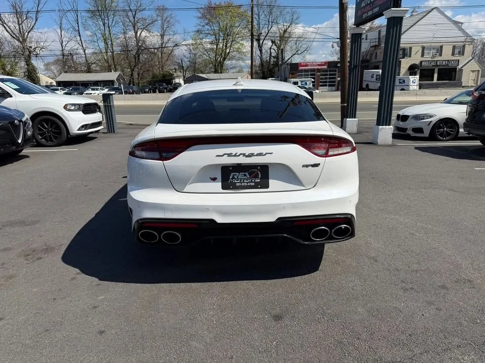 2022 Kia Stinger - Image 4 of 20