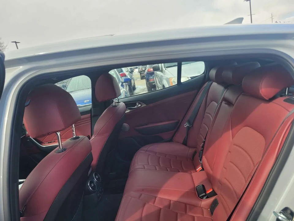 2022 Kia Stinger - Image 5 of 15