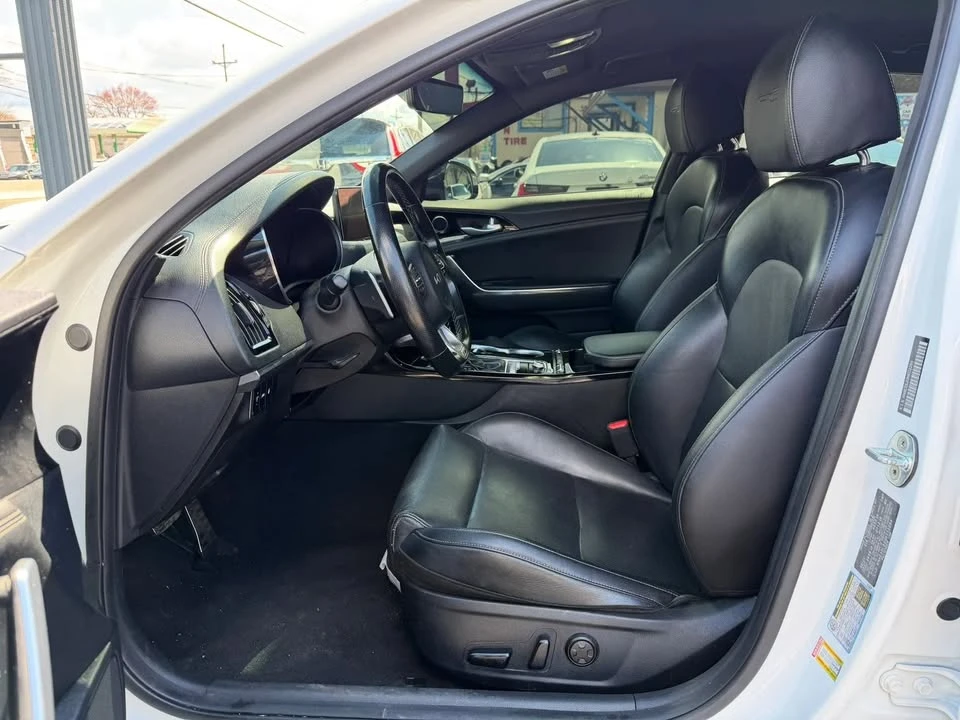 2022 Kia Stinger - Image 10 of 20