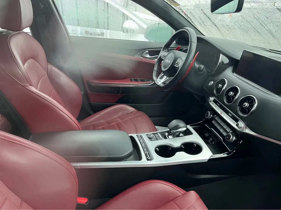 2022 Kia Stinger - Image 4 of 5