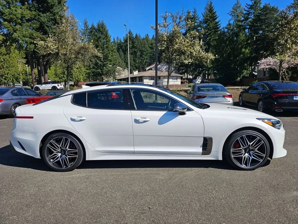 2022 Kia Stinger - Image 4 of 15