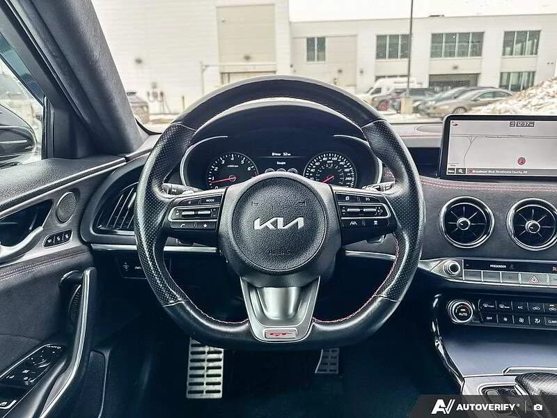 2022 Kia Stinger - Image 10 of 20