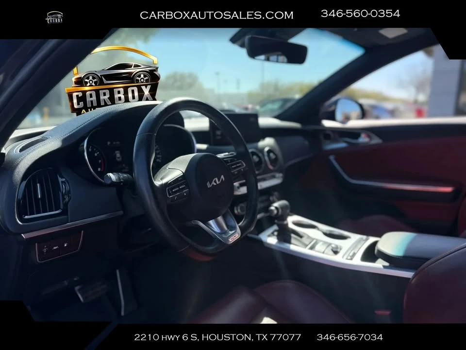 2022 Kia Stinger - Image 17 of 20
