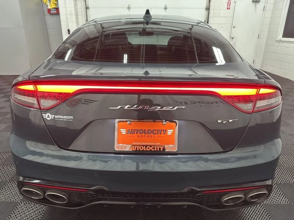 2022 Kia Stinger - Image 9 of 20