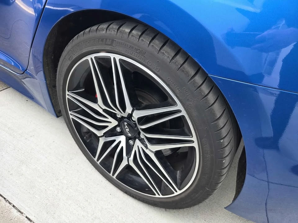 2022 Kia Stinger - Image 6 of 9
