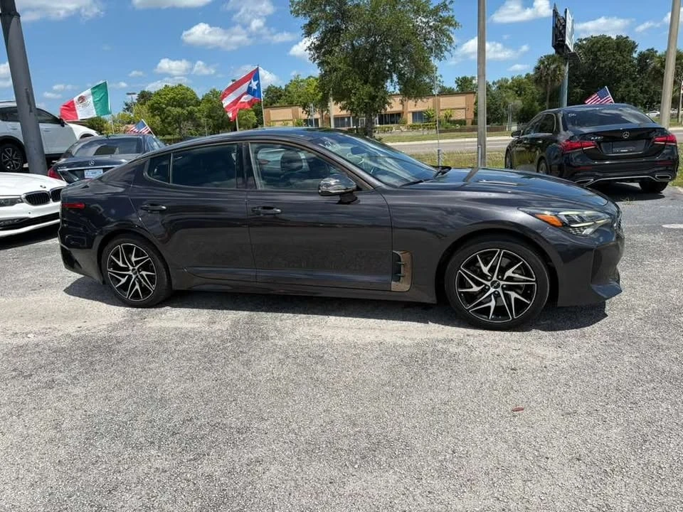 2022 Kia Stinger - Image 4 of 19
