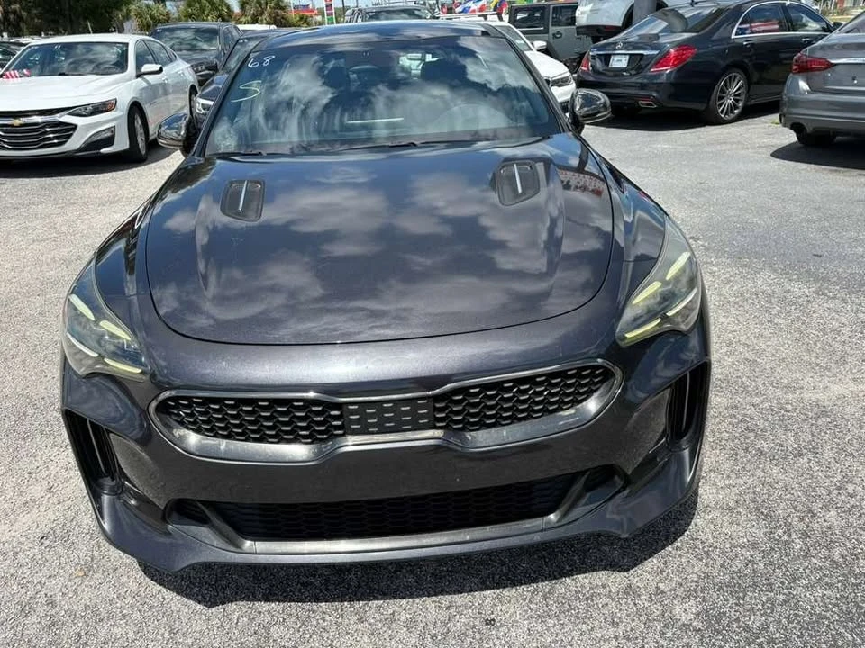 2022 Kia Stinger - Image 2 of 19