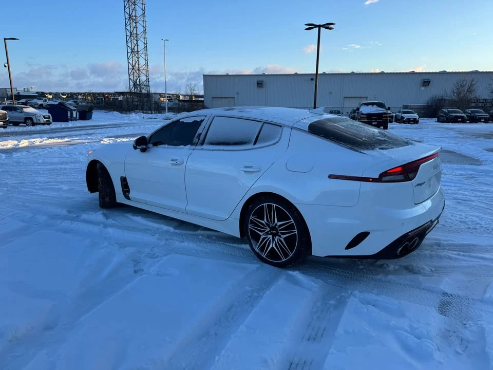 2022 Kia Stinger - Image 5 of 14