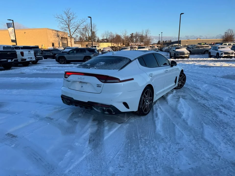 2022 Kia Stinger - Image 4 of 14