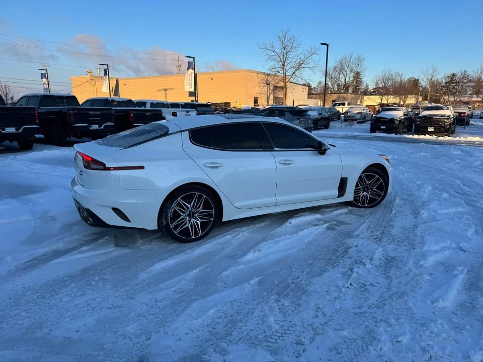2022 Kia Stinger - Image 3 of 14