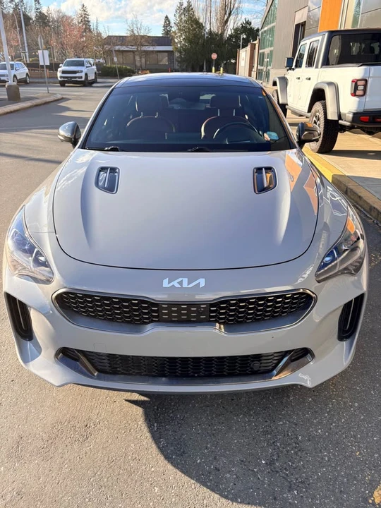 2022 Kia Stinger - Image 3 of 3