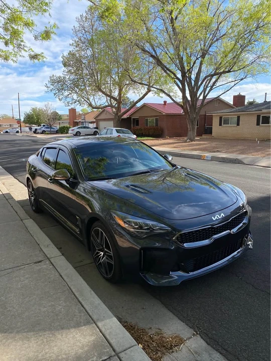 2022 Kia Stinger GT - Image 2 of 7