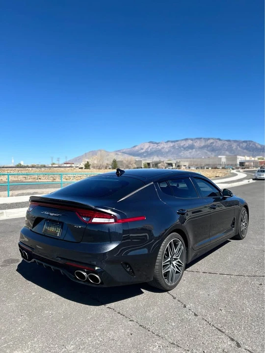 2022 Kia Stinger GT - Image 6 of 8