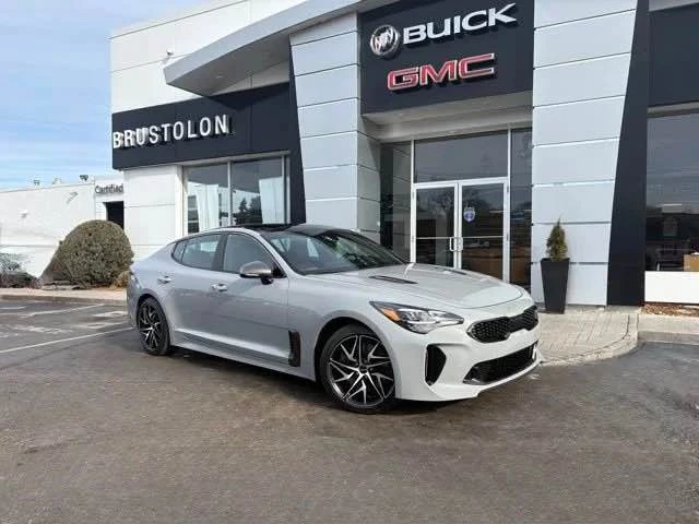 2022 Kia Stinger - Image 2 of 18